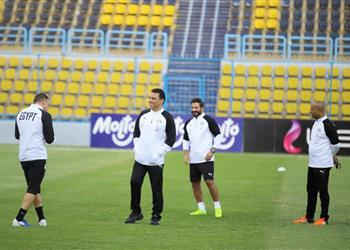 قائمة منتخب مصر النهائية لمباراتي توجو استمرار رمضان صبحي واستبعاد طاهر