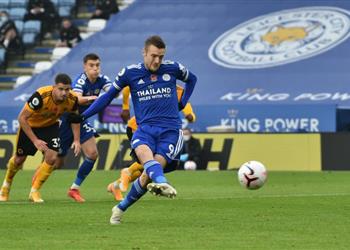 فيديو لدغة فاردي تقود ليستر سيتي لإسقاط ولفرهامبتون وخطف صدارة الدوري الإنجليزي