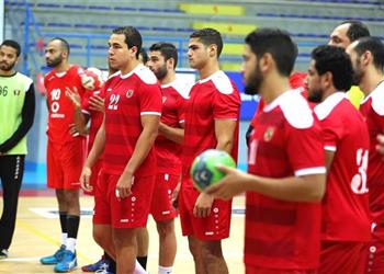 إصابة قائد يد الأهلي بفيروس كورونا وإعلان قائمة الفريق لمواجهة الزمالك والطلائع