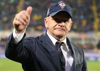 رسمي ا فيورنيتنا يعلن إقالة مدربه لسوء النتائج ويكشف خليفته