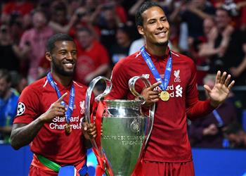 فينالدوم عن إصابة فان دايك يعيش في جحيم وسيعود أقوى