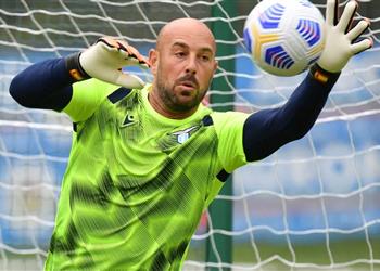 رينا يرشح لاعب نابولي للانضمام إلى برشلونة أو ريال مدريد