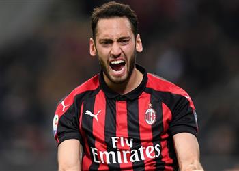أتلتيكو مدريد يدخل الصراع على ضم هاكان