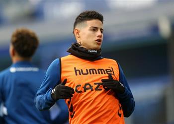 أنشيلوتي يكشف الأسباب التي دفعت خاميس للانتقال إلى إيفرتون