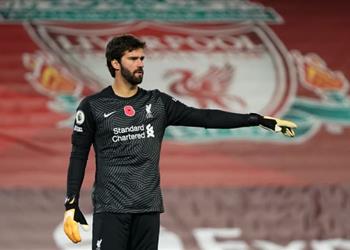 أليسون يتحدث عن أهم لاعب في ليفربول يثبت قيمته دائم ا على أرض الملعب