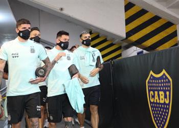 تشكيل الأرجنتين ضد باراجواي ميسي ولاوتارو وأوكامبوس في الهجوم