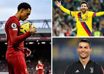 أرنولد علينا الاستعانة بـ ميسي ورونالدو لتحسين عقليتنا