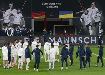 إمكانية تأجيل مباراة ألمانيا وأوكرانيا بعد ظهور 5 إصابات كورونا