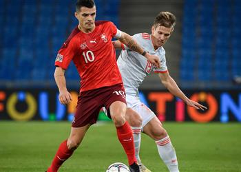 تشاكا بعد تعادل سويسرا مع إسبانيا قدمنا أحد أفضل مبارياتنا وأثبتنا أنفسنا بقوة