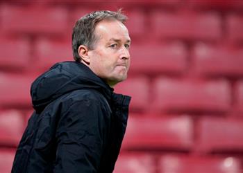 مدرب الدنمارك آيسلندا تستحق الإشادة وقدمنا أداء سيئ ا في الشوط الثاني