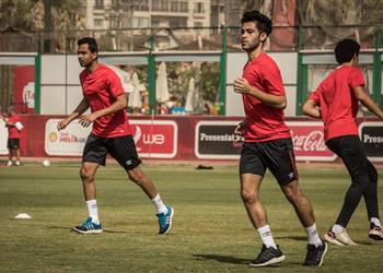 بطولات يكشف قيمة إعارة ثنائي الأهلي لـ البنك الأهلي