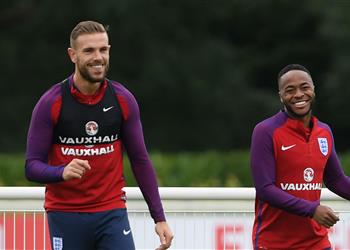 رسمي ا استبعاد هندرسون وستيرلينج من منتخب إنجلترا بسبب الإصابة