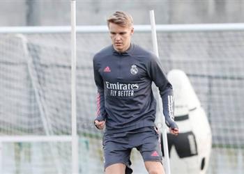 مران ريال مدريد أوديجارد يعود وبنزيما يثير الشكوك