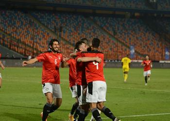 بدلاء منتخب مصر أمام توجو عبد الله السعيد يجاور رمضان صبحي