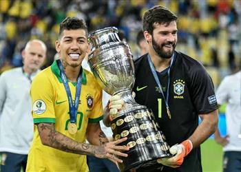 تشكيل البرازيل أمام أوروجواي فيرمينو وجيسوس أساسيان وأليسون على دكة البدلاء