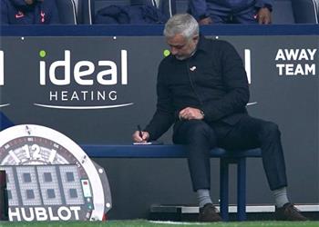 مورينيو يطلب من توتنهام ضم هدف ريال مدريد وبايرن ميونخ