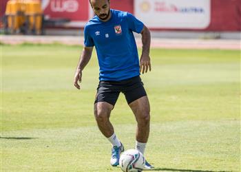 الأهلي يعلن نتيجة مسحات كورونا للاعبيه في منتخب مصر