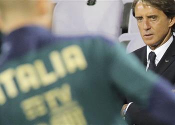 الاتحاد الإيطالي يتخذ قرار ا تجاه مانشيني