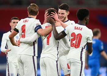 مدرب إنجلترا يشيد بالشباب بعد رباعية آيسلندا ويؤكد هاري كين قادهم بنجاح