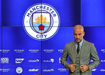 جوارديولا بعد تجديد عقده مع مانشستر سيتي حصلت على أفضل شيء هنا