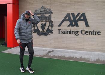 كلوب ي علن غياب هندرسون وأرنولد ويثير الشكوك حول ألكانتارا قبل مباراة ليفربول وليستر سيتي