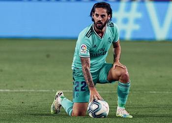 إيسكو يتخذ قرار ا حاسم ا تجاه مستقبله مع ريال مدريد