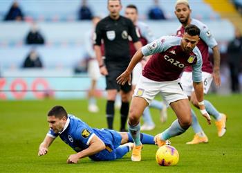 رغم الهزيمة تقييم مرتفع لـ تريزيجيه في مباراة أستون فيلا وبرايتون