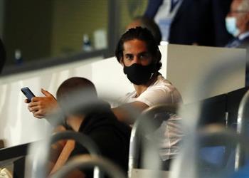 زيدان يرد على أنباء طلب إيسكو الرحيل عن ريال مدريد