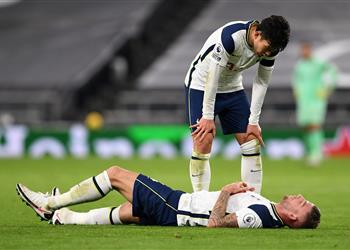 مورينيو يثير قلق جماهير توتنهام حول إصابة ألدرفايريلد أمام مانشستر سيتي