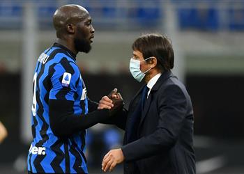 كونتي يتفق مع لوكاكو لسنا فريق ا كبير ا وهذا سر تحو لنا أمام تورينو