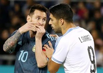 سواريز يعلق على فوز أتلتيكو مدريد أمام برشلونة ويؤكد وضع ميسي يؤلمني