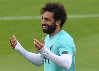 صورة محمد صلاح يشارك في تدريبات ليفربول قبل مواجهة أتالانتا بدوري الأبطال