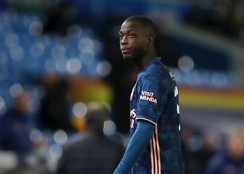 أرتيتا بيبي اعتذر بعد نطح لاعب ليدز وتصرفه لا يهدد مسيرته مع آرسنال