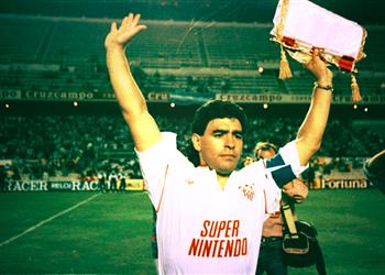 فيديو إشبيلية ينعى مارادونا بطريقة مميزة وأتلتيكو مدريد ي علق