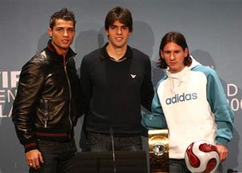 كاكا نيمار سينافس ميسي ورونالدو بقيادة سان جيرمان للقب الأبطال