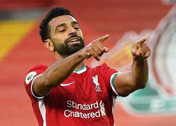 محمد صلاح ينعى مارادونا أسطورة رحلت مبكر ا