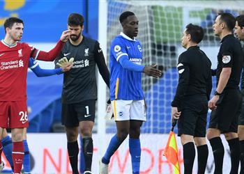 هندرسون هذا ما أخبرني به ويلبيك عن ركلة جزاء برايتون أمام ليفربول