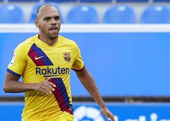 فيديو برايثوايت يسجل هدف برشلونة الأول أمام أوساسونا