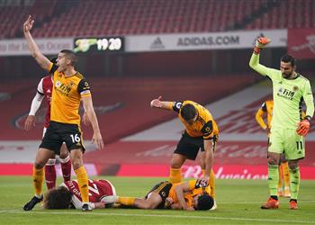 فيديو إصابة خطيرة لـ راؤول خيمينيز في مباراة آرسنال وولفرهامبتون