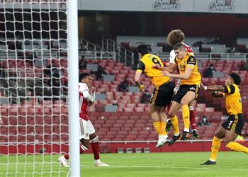 مهاجم ولفرهامبتون أشعر بالقلق بعد سماعي صوت تصادم راؤول خيمينيز مع لويز