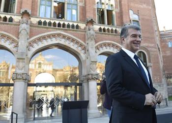 لابورتا يوضح موقفه من رحيل كومان وتعيين تشافي مدرب ا لـ برشلونة حال فوزه بالانتخابات