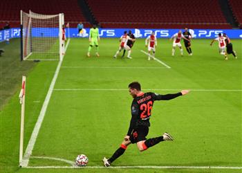 روبرتسون أياكس أحد عمالقة أوروبا ونريد الذهاب بعيد ا في دوري الأبطال