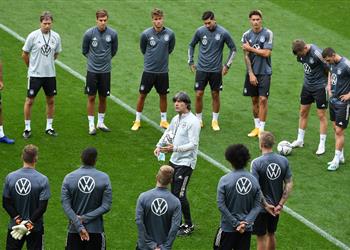 رسمي ا الاتحاد الألماني يجدد الثقة في يواكيم لوف