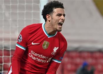 كورتيس جونز يدخل تاريخ ليفربول ودوري أبطال أوروبا بهدفه أمام أياكس