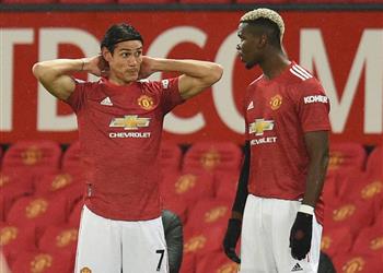 تشكيل مانشستر يونايتد أمام باريس سان جيرمان كافاني أساسي ا وبوجبا بديل ا