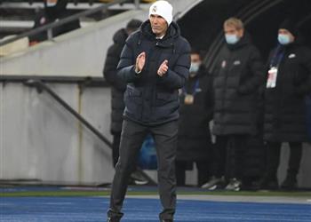 ديفنسا سنترال بيريز يقيل زيدان من ريال مدريد في هذه الحالة