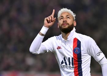 نيمار مستعد لتخفيض راتبي من أجل باريس سان جيرمان