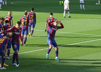 برشلونة يستعيد خدمات ثنائي الدفاع قبل مباراة قادش في الدوري الإسباني