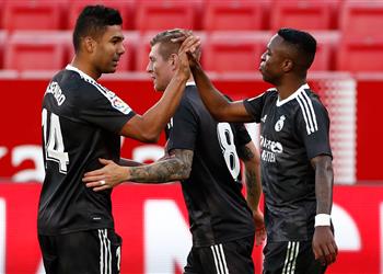 بالفيديو ريال مدريد يخطف فوز ا صعب ا أمام إشبيلية بالدوري الإسباني