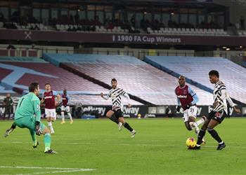 فيديو مانشستر يونايتد يفوز على وست هام بثلاثية في الدوري الإنجليزي